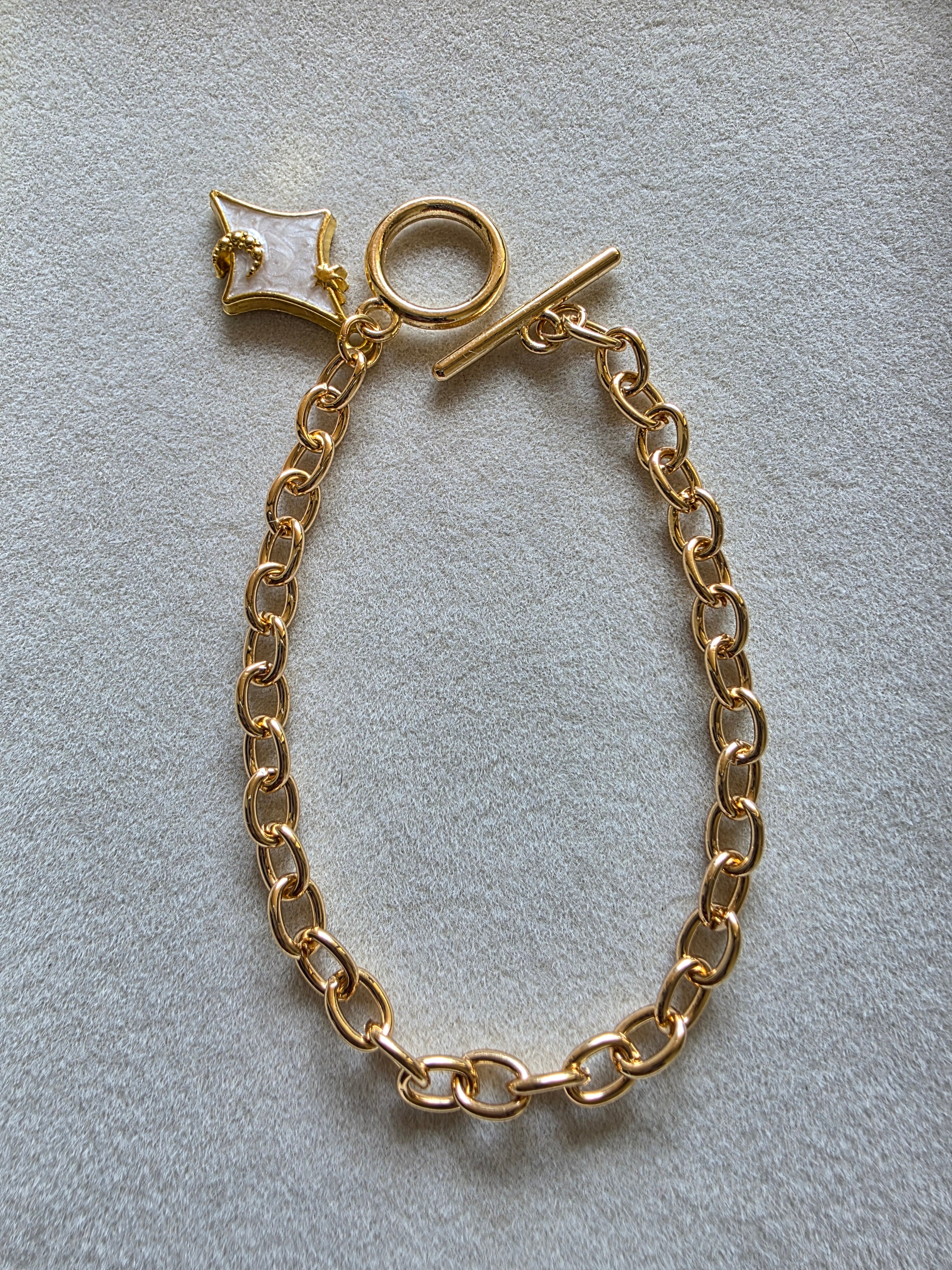 Toggle Clasp Juju Bracelet